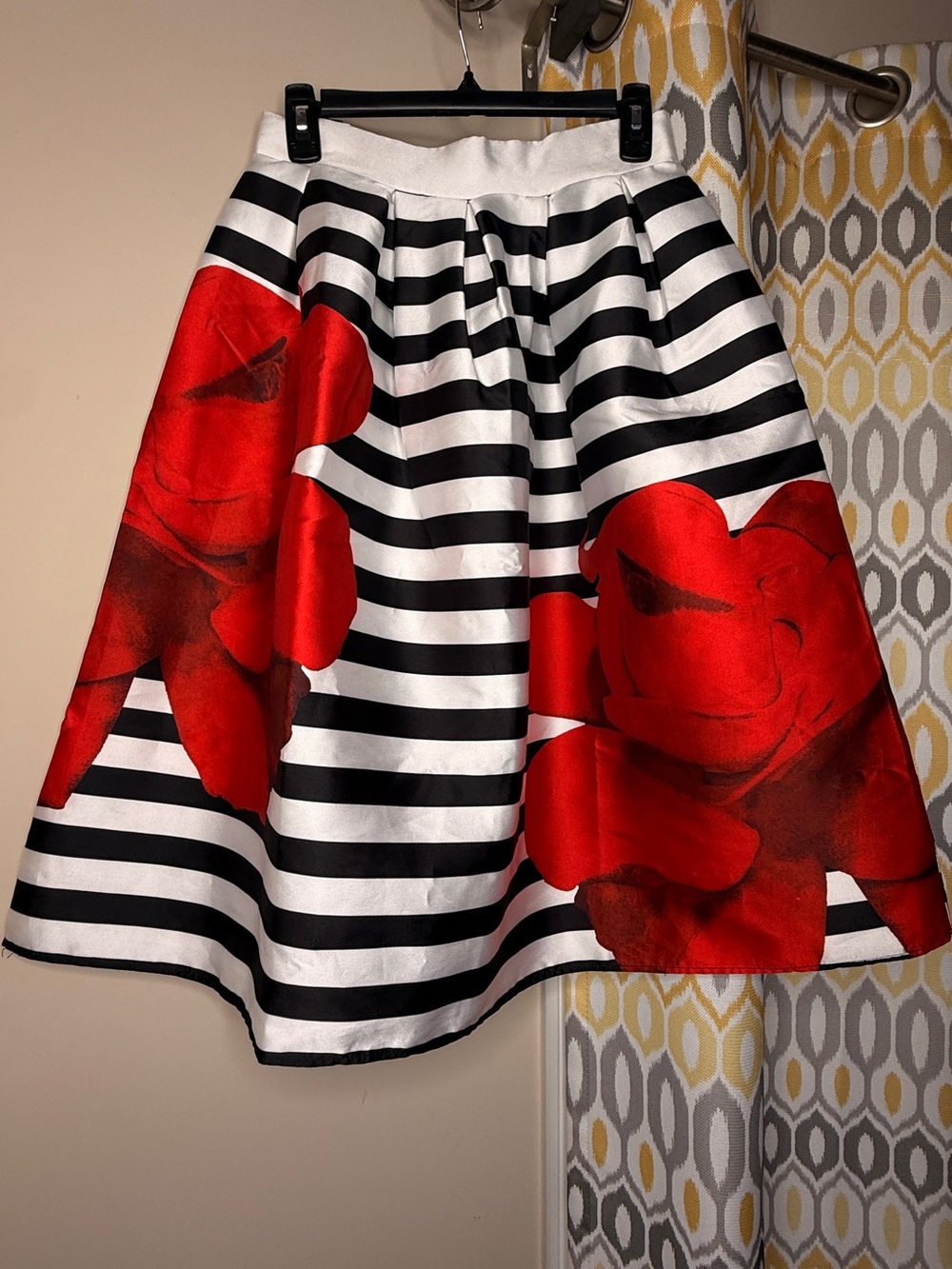 A-line Black & White Striped Skirt with Red Floral Print Sz: Small